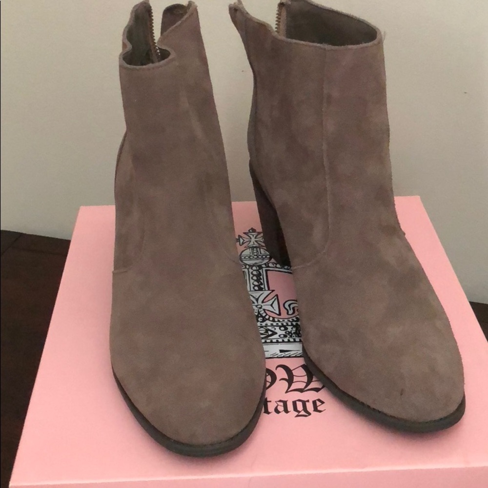 Crown Vintage suede booties